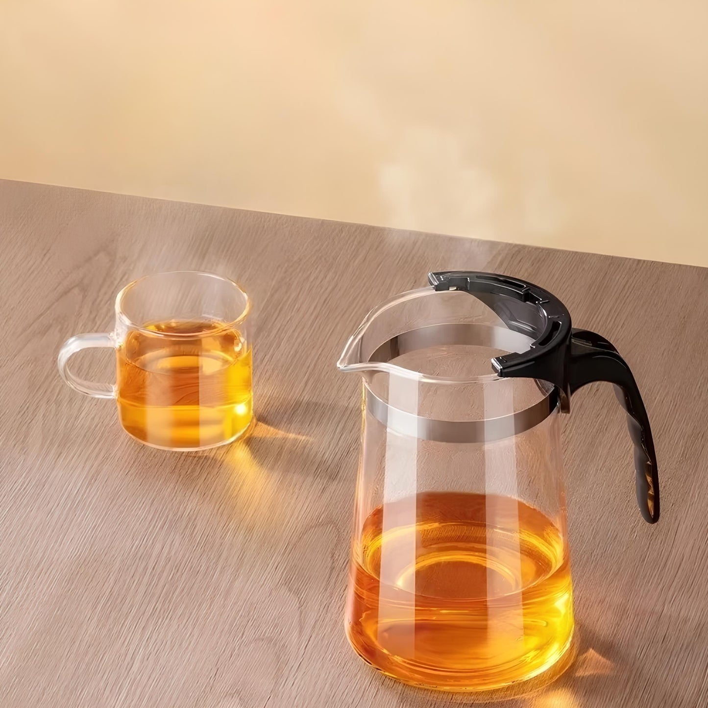 Théière en verre à poussoir